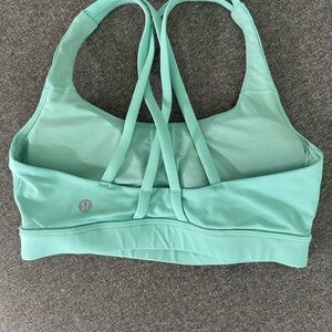 Teal Lululemon sports bra size 4. Only worn a handful of times.